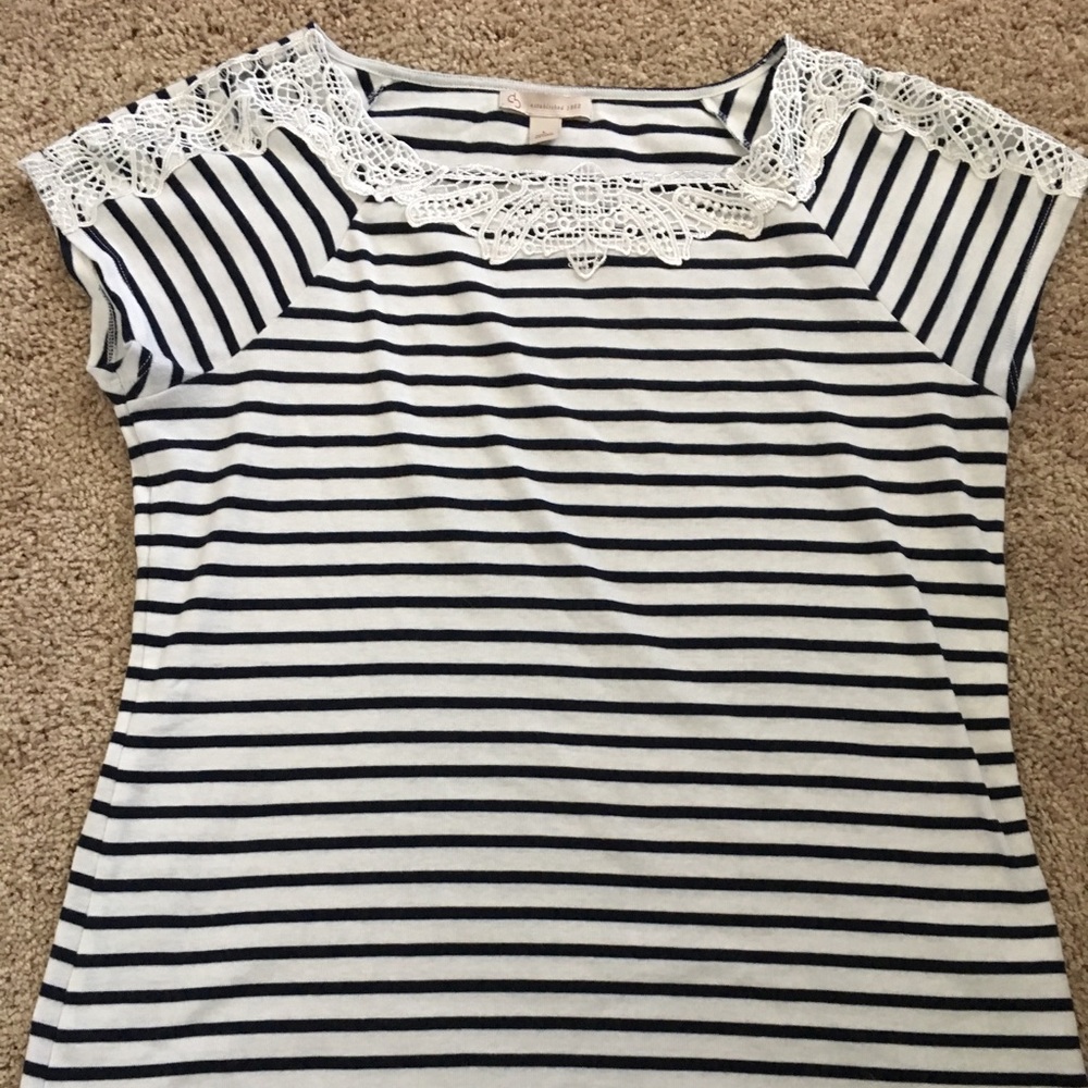 Lace trim black and white stripe t-shirt - L